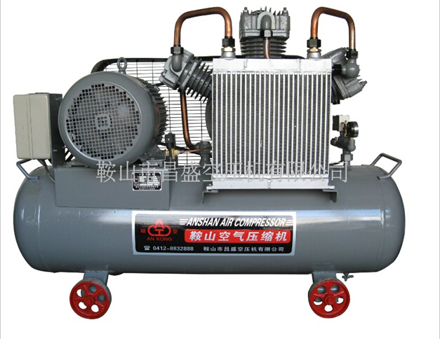 （中高壓無油空壓機(jī)）結(jié)構(gòu)緊湊、維修方便。